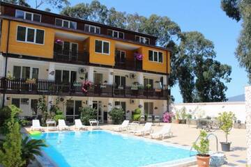 Гостевой дом Guest house Skazka Гагра